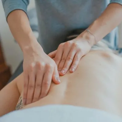 Problemrelateret behandling og massage